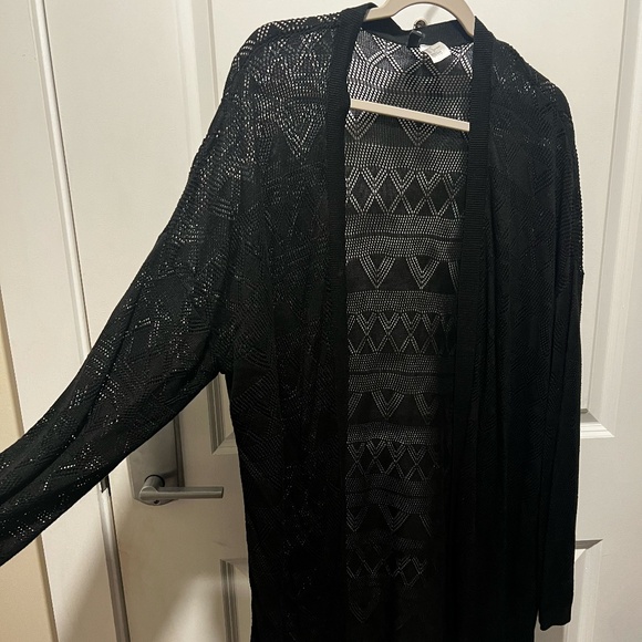 Knitted Cardigans - Picture 4 of 10